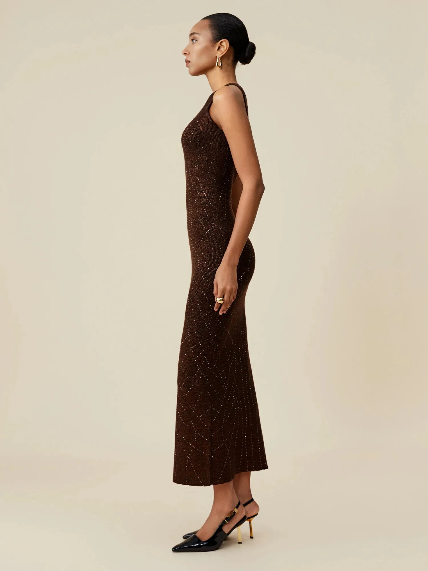 Amoretu Wool Round Neck Sleeveless Rhinestone Embellished Dress