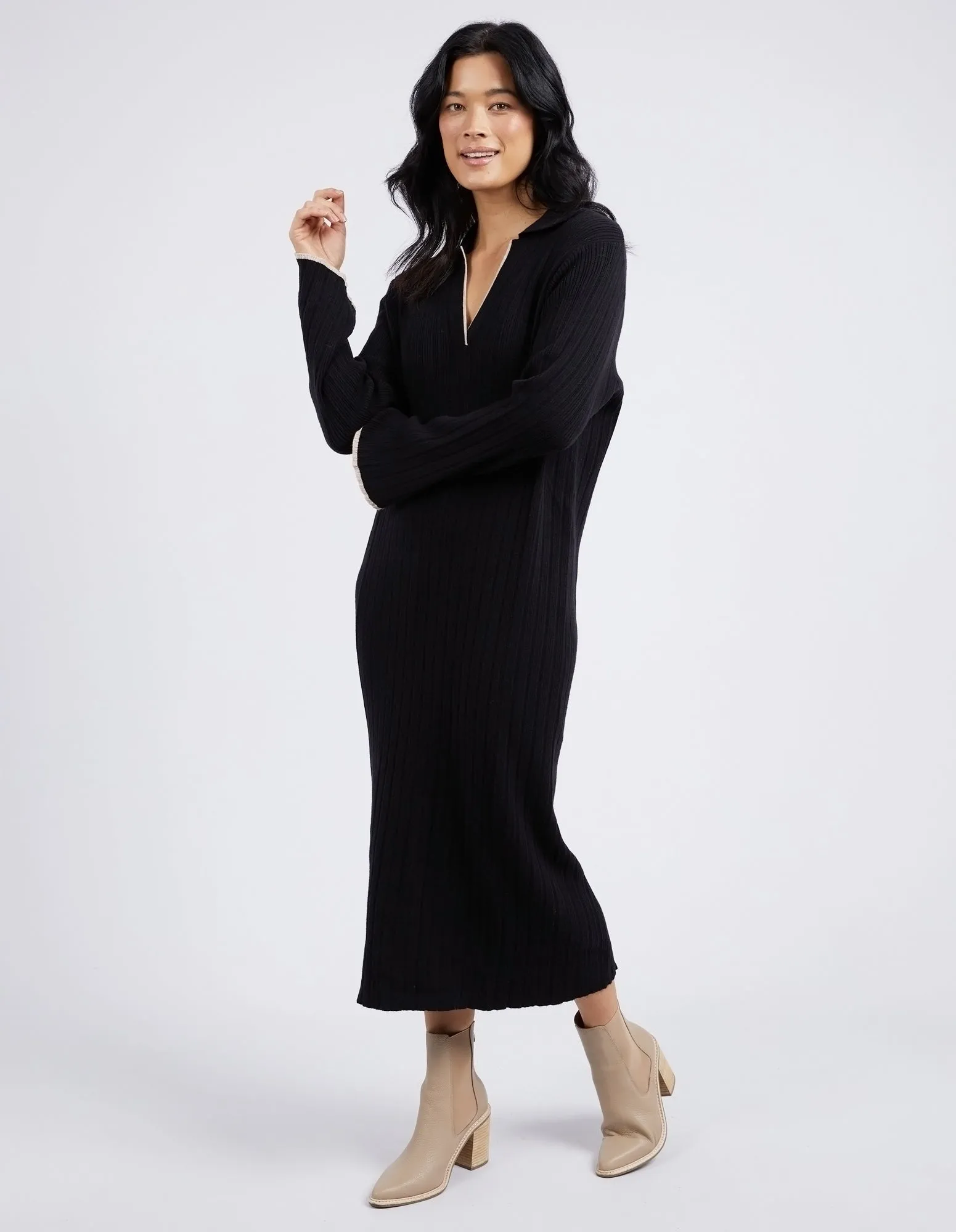 Elm Maple Knit Dress Black