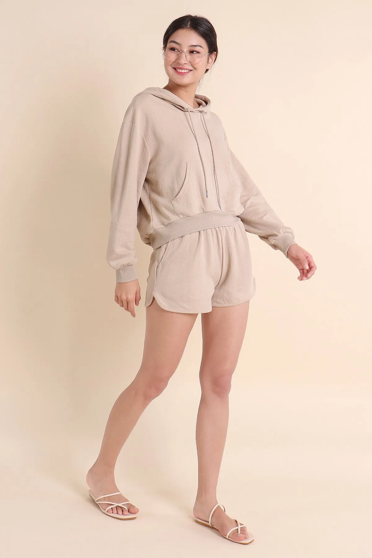 MADEBYNM BASIC NOELLE COMFY 2-PIECE HOODIE SET IN ECRU