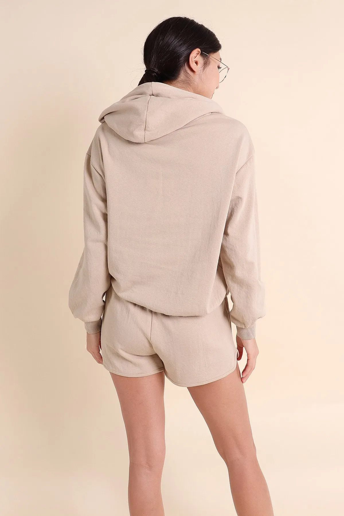 MADEBYNM BASIC NOELLE COMFY 2-PIECE HOODIE SET IN ECRU