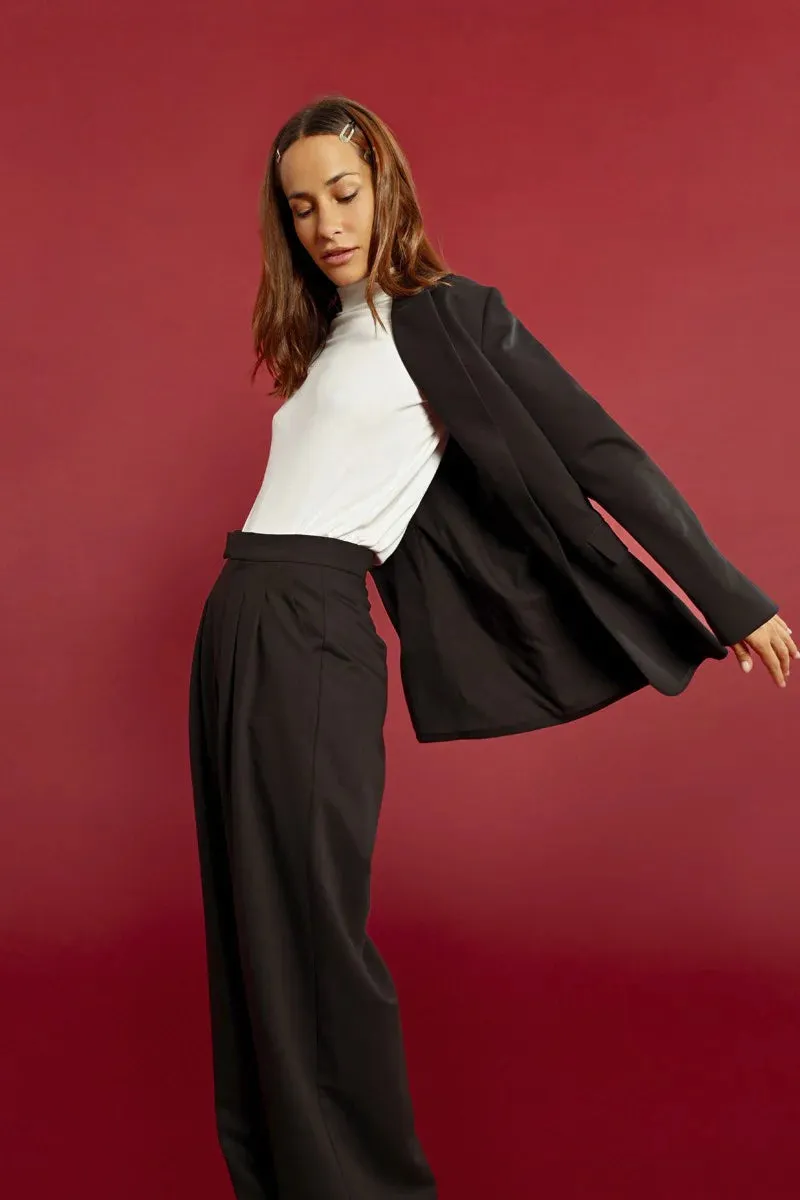 Young Ladies Woven Straight Blazer